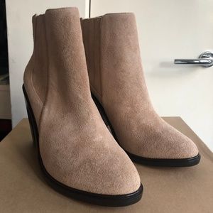 Joie Cloee Gesso Suede Bootie